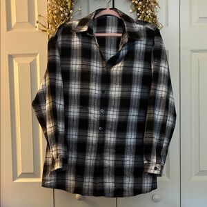 Black and White Flannel Plaid Women's Button Down Shirt - XL